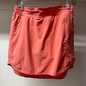 Lululemon skirt size 10